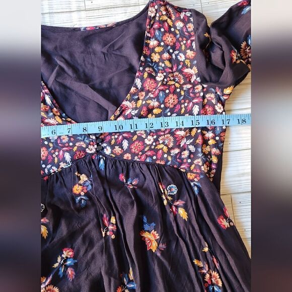 Sezane Daphna Navy Blue and Red Floral Dress - Picture 10 of 11